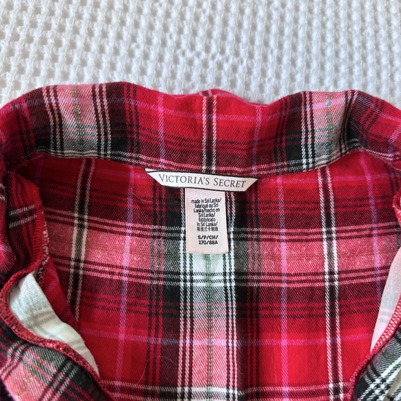 Victoria’s Secret Plaid Pajama Set - Picture 3 of 4